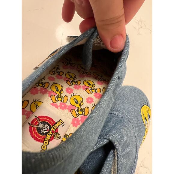 Vintage 90s Looney Tunes Tweety Bird Blue Velcro slip on flat shoes - Picture 11 of 15